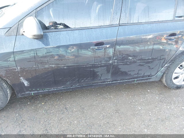 1G1PA5SH7E7348803 Chevrolet Cruze Ls Auto