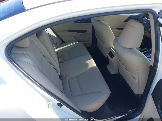 1HGCR3F8XHA033984 Honda Accord Ex-l V6