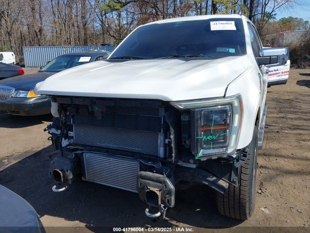1FTFW1EDXNFA57238 Ford F-150 Lariat