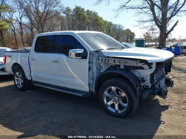 1FTFW1EDXNFA57238 Ford F-150 Lariat