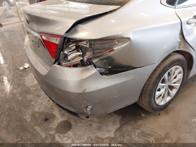 4T1BF1FK1HU696230 Toyota CAMRY LE