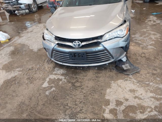 4T1BF1FK1HU696230 Toyota CAMRY LE
