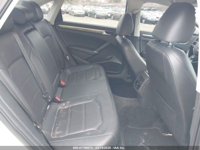 1VWBT7A34GC011316 Volkswagen Passat 1.8t Se