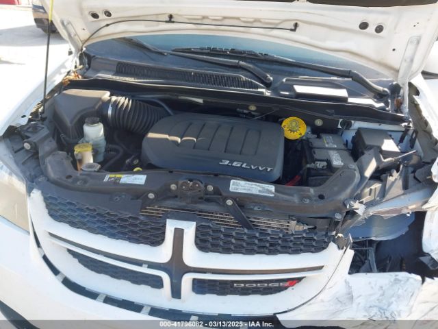 2C4RDGEGXHR692523 Dodge Grand Caravan Gt