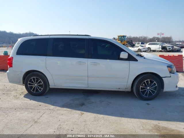 2C4RDGEGXHR692523 Dodge Grand Caravan Gt
