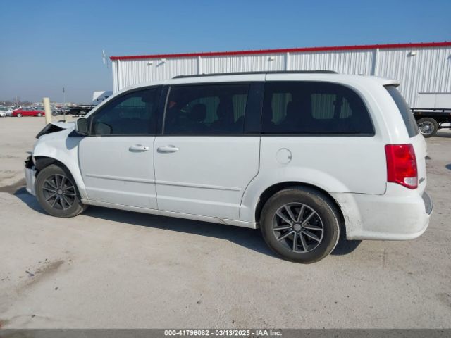 2C4RDGEGXHR692523 Dodge Grand Caravan Gt