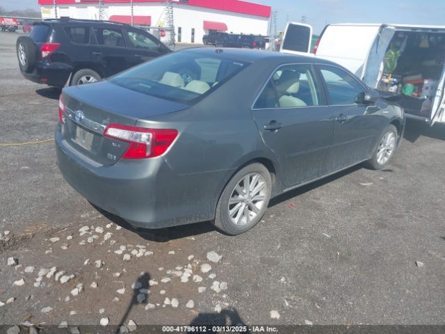 4T1BD1FK6EU129691 Toyota Camry Hybrid Xle