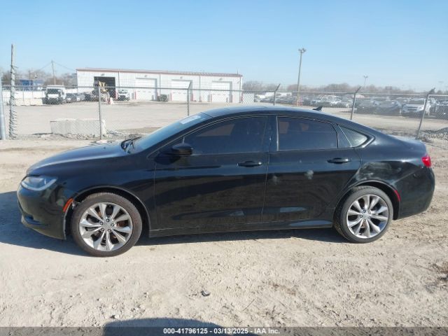 1C3CCCDG3FN632150 Chrysler 200 S