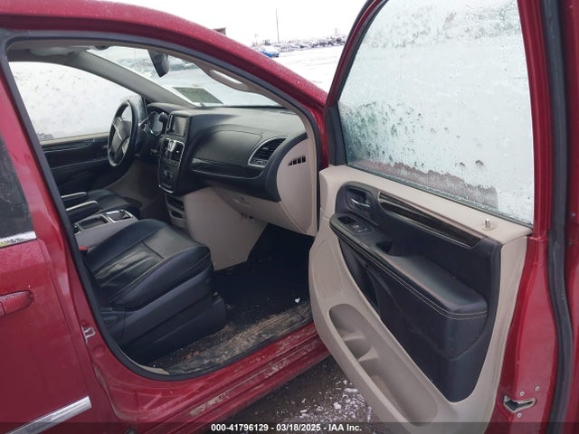 2C4RC1BG6ER448934 Chrysler Town & Country Touring