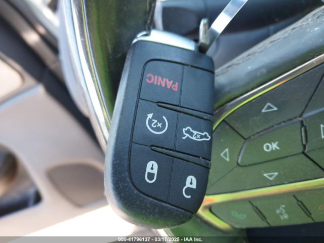 1C3CCCCB9FN564247 Chrysler 200 C