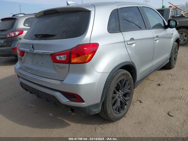 JA4AP3AU3KU025497 Mitsubishi Outlander Sport 2.0 Le