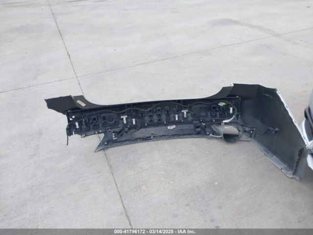 1LN6L9RP4H5624027 Lincoln Continental Reserve