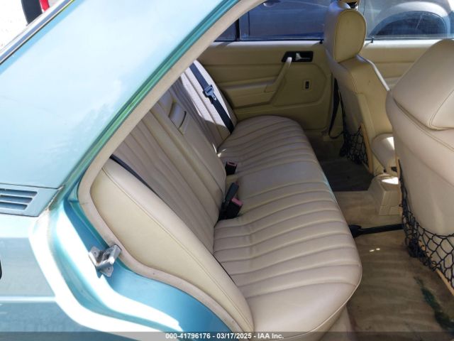 1991 MERCEDES-BENZ 190 WDBDA29D0MF832696 Photo 7