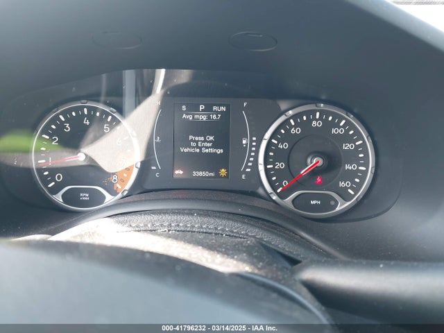 ZACCJBBB9JPG76740 Jeep Renegade Latitude 4x4