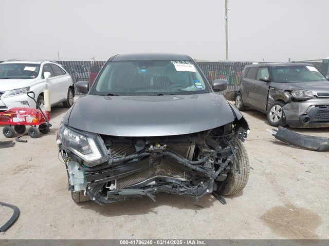 5N1AT2MT6KC768235 Nissan ROGUE S