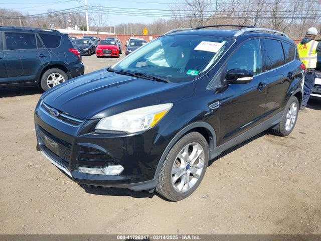 1FMCU9JX8EUC56190 Ford Escape Titanium