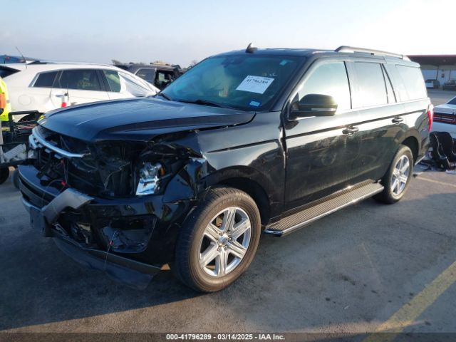 1FMJU1HT5KEA82614 Ford Expedition Xlt