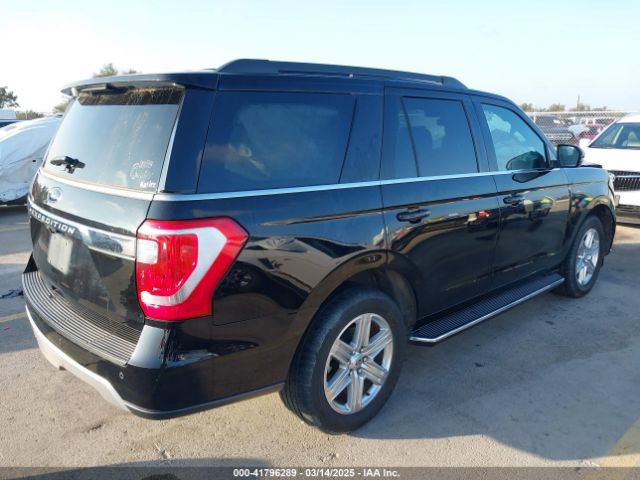 1FMJU1HT5KEA82614 Ford Expedition Xlt