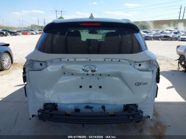 3PCAJ5M16LF112261 Infiniti Qx50 Luxe