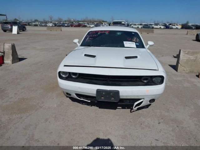 2C3CDZAG0KH587336 Dodge Challenger Sxt