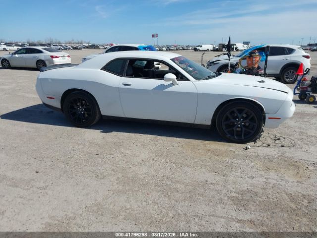 2C3CDZAG0KH587336 Dodge Challenger Sxt