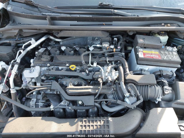 JTND4MBE9M3114388 Toyota COROLLA SE