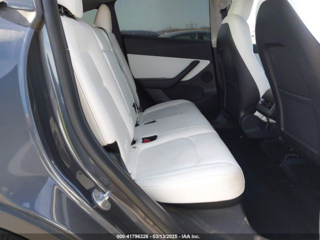 5YJYGDEE8MF202568 Tesla Model Y