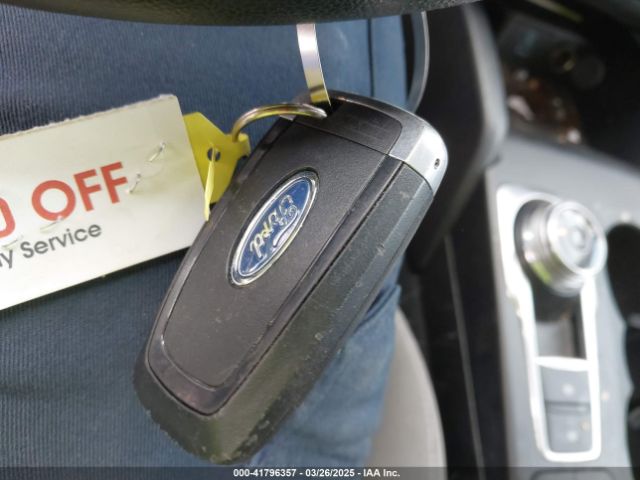 1FMCU9G60LUC48080 Ford ESCAPE SE