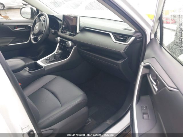 JTMB6RFV6RJ044977 Toyota Rav4 Hybrid Xle Premium