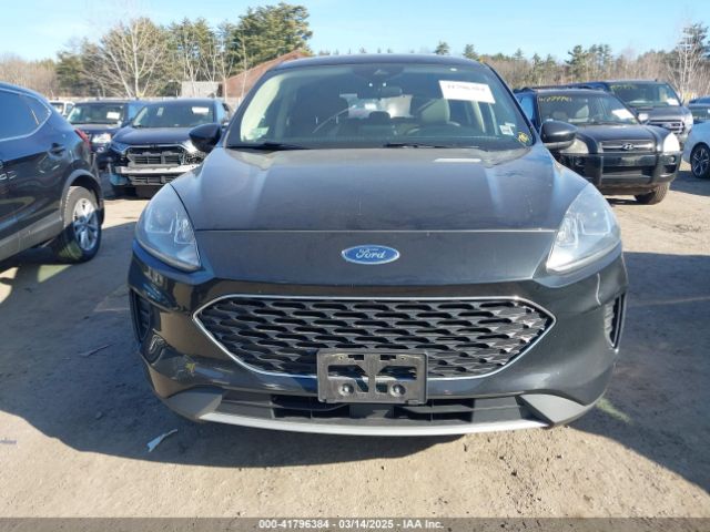 1FMCU9G62LUC22404 Ford ESCAPE SE