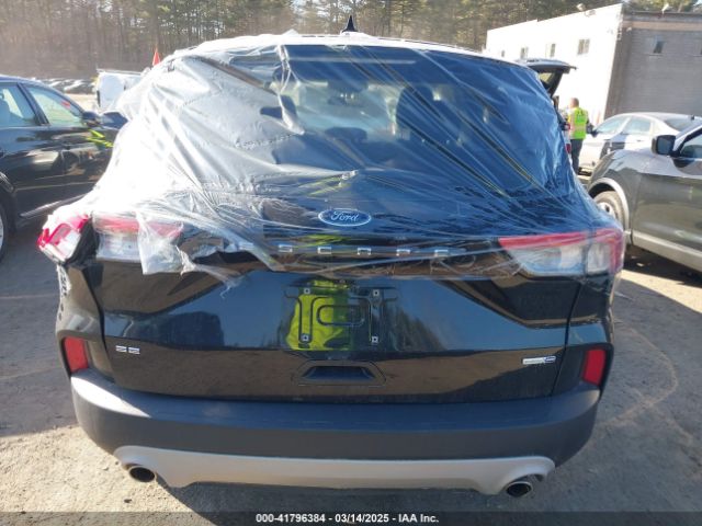 1FMCU9G62LUC22404 Ford ESCAPE SE