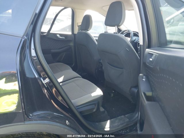 1FMCU9G62LUC22404 Ford ESCAPE SE
