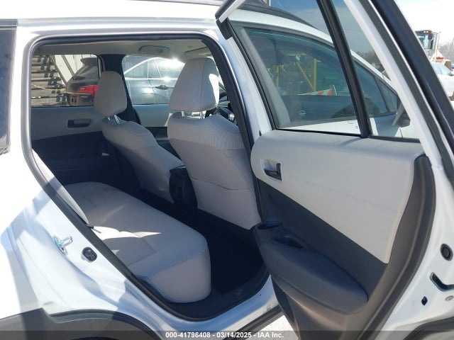 7MUCAABG7NV013235 Toyota Corolla Cross Le