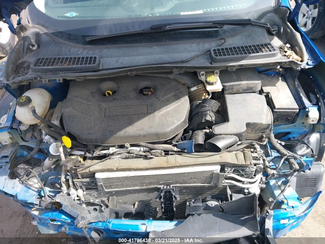 1FMCU9J9XHUC33791 Ford Escape Titanium