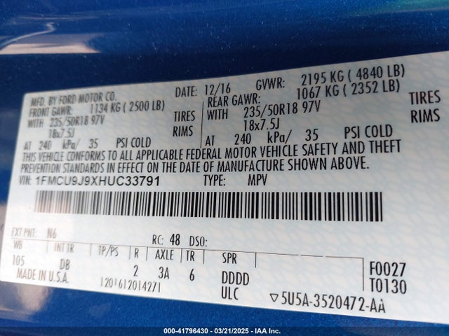 1FMCU9J9XHUC33791 Ford Escape Titanium