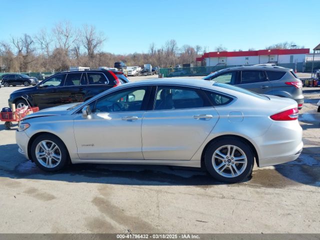 3FA6P0LU1JR272522 Ford Fusion Hybrid Se