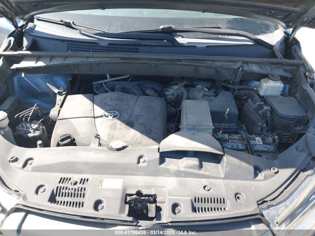5TDDZRFH1JS828615 Toyota Highlander Limited Platinum