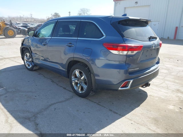 5TDDZRFH1JS828615 Toyota Highlander Limited Platinum
