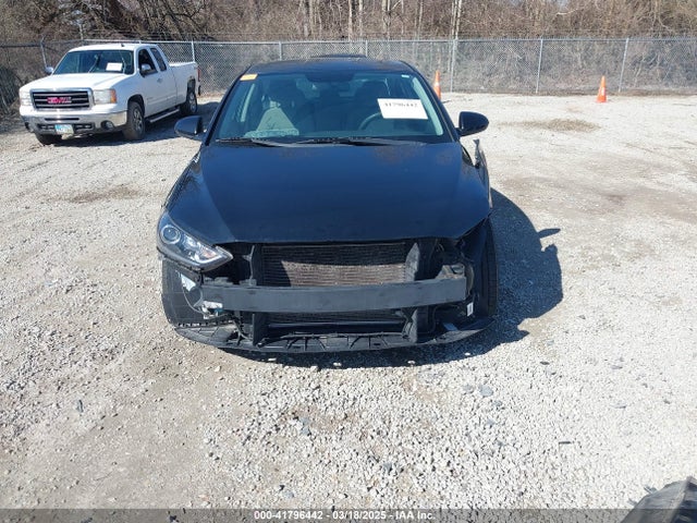 5NPD84LFXHH006517 Hyundai ELANTRA SE