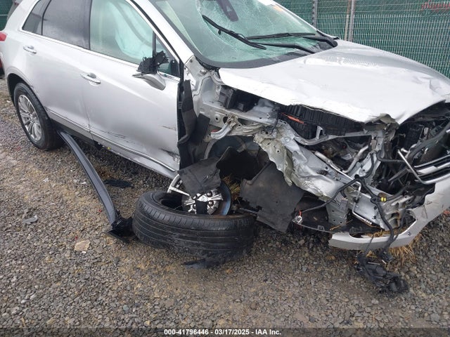 2019 CADILLAC XT5 1GYKNCRS1KZ288491 Photo 5