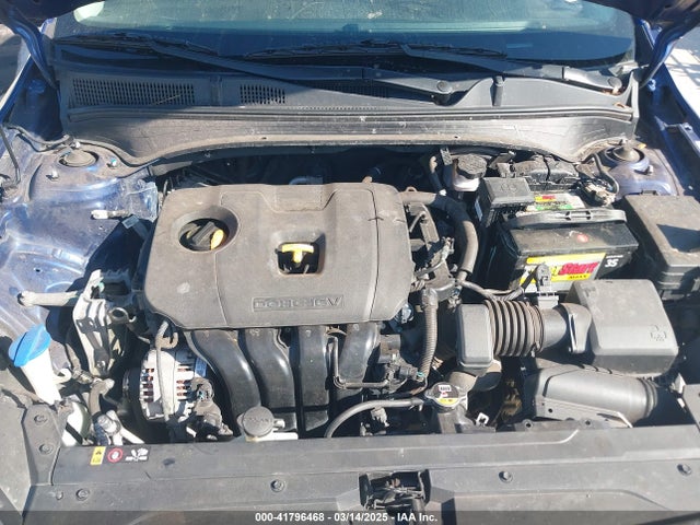 3KPF24AD9ME337664 KIA Forte Lxs
