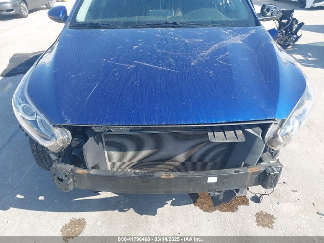 3KPF24AD9ME337664 KIA Forte Lxs
