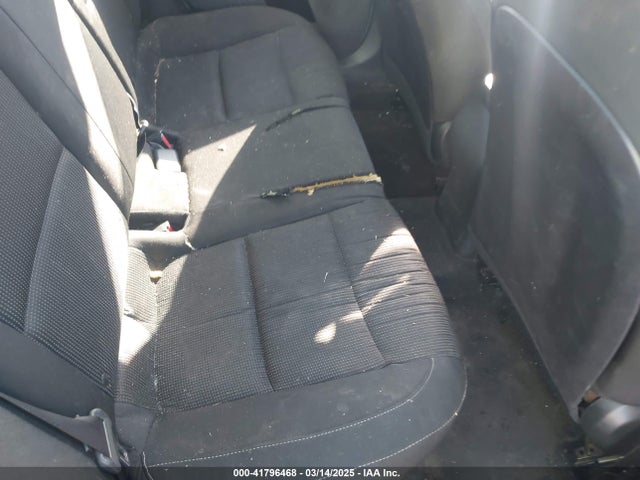 3KPF24AD9ME337664 KIA Forte Lxs