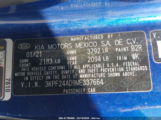 3KPF24AD9ME337664 KIA Forte Lxs