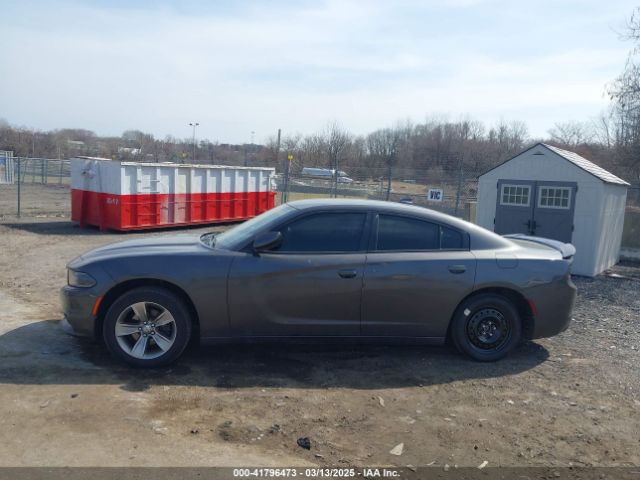 2C3CDXHG0HH528211 Dodge Charger Sxt Rwd