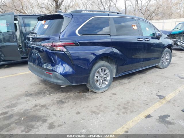 5TDJSKFC6PS079578 Toyota SIENNA XLE