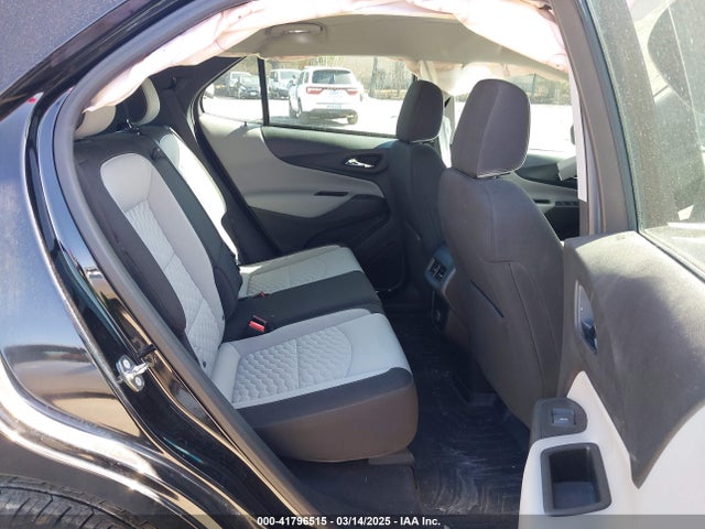 3GNAXREV4JL361137 Chevrolet EQUINOX LS