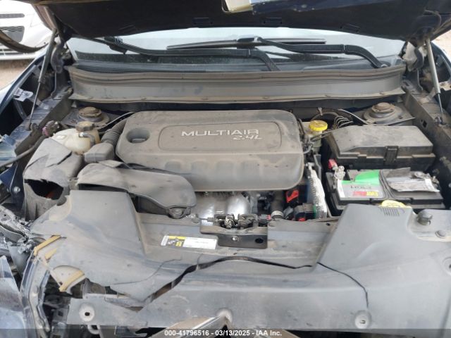 1C4PJLCB8FW506398 Jeep Cherokee Latitude