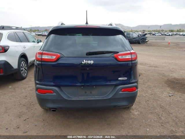 1C4PJLCB8FW506398 Jeep Cherokee Latitude