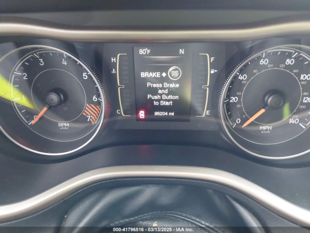 1C4PJLCB8FW506398 Jeep Cherokee Latitude